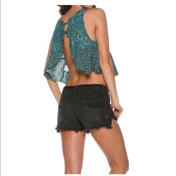 Anna Sui for Oneill Free Spirit Crop - Picture 5 of 6